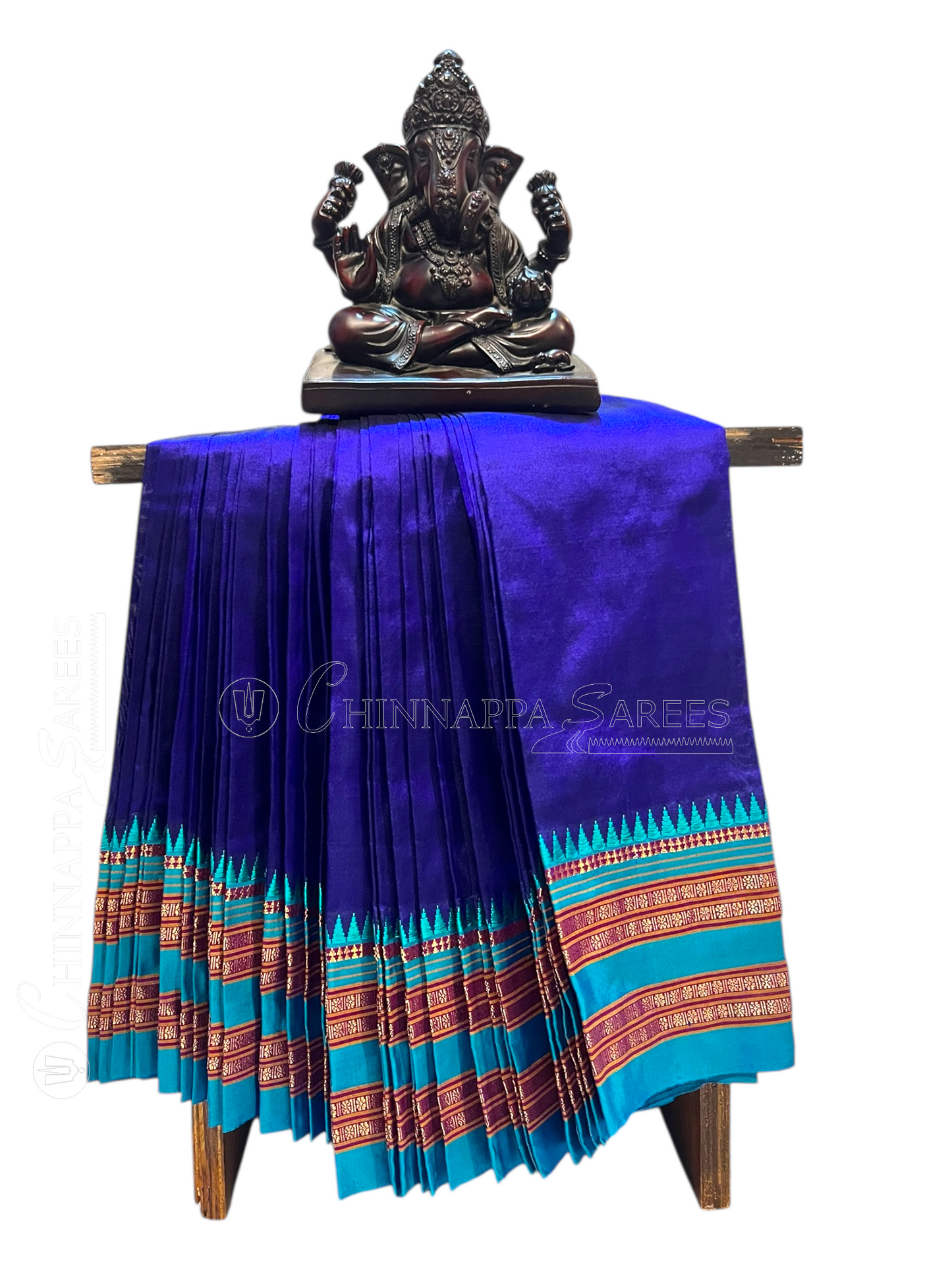 Narayanpet Plain Navy Blue Pure Silk Saree