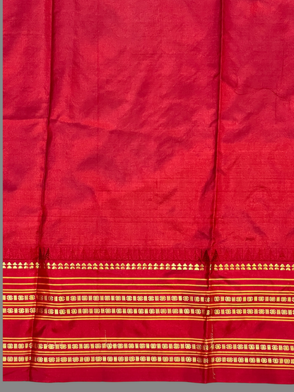 Narayanpet Checks Cream Pure Silk Saree