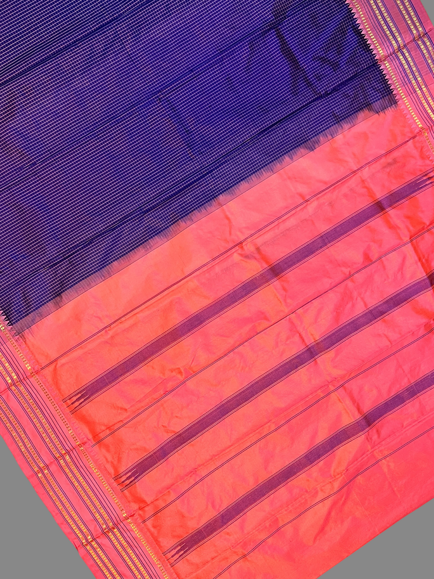 Narayanpet Checks Navy Blue Pure Silk Saree