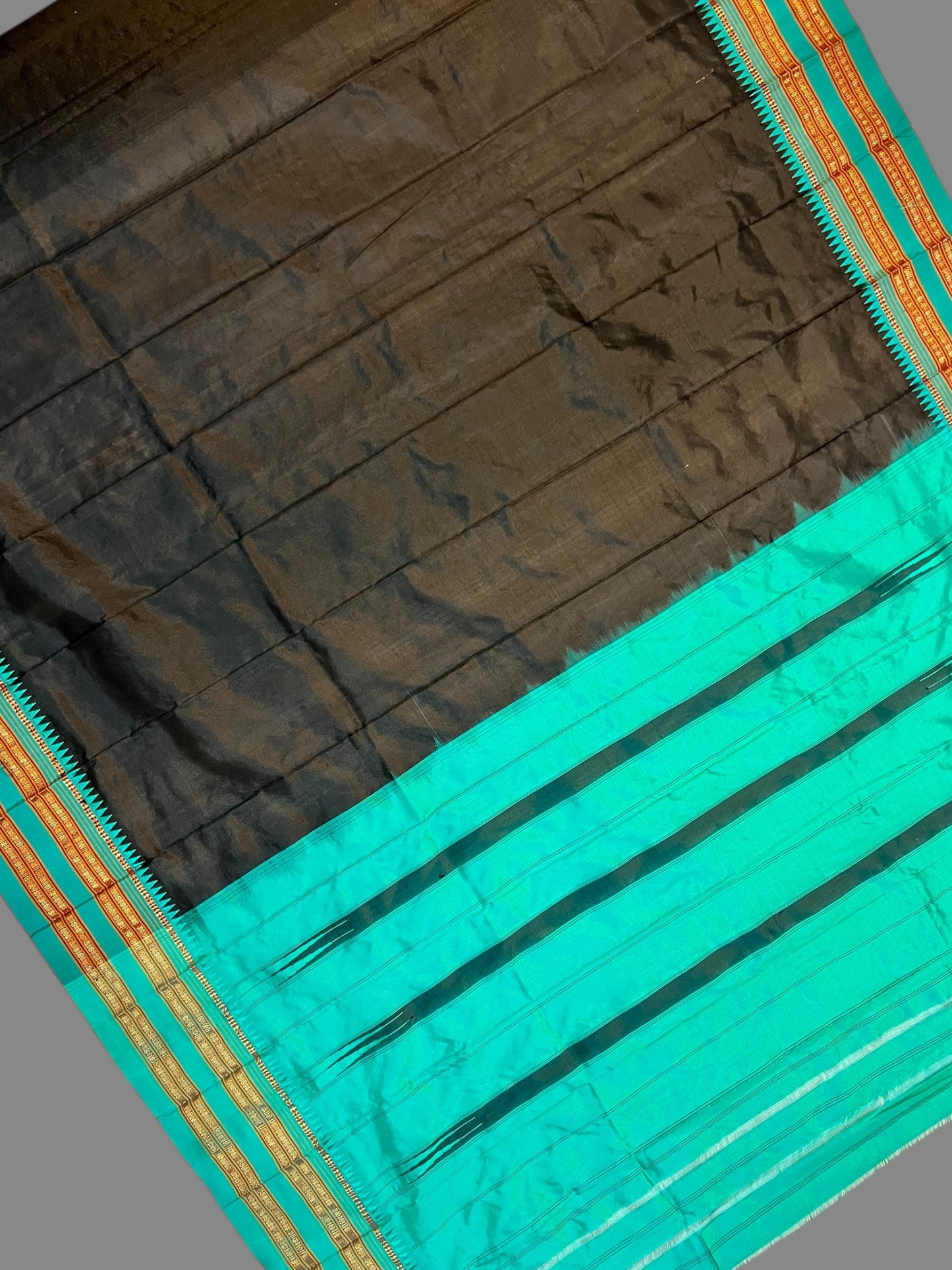 Narayanpet Plain Black pure Silk Saree