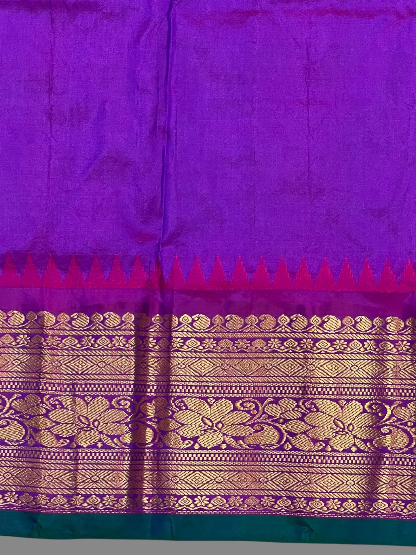 Gadwal Big Border Blue Pure Silk Sarees