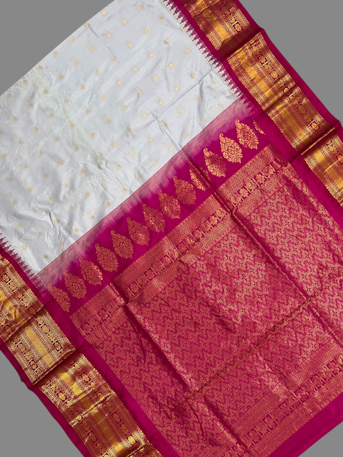 Kanchi Big Border Light Lavender Pure Silk Saree